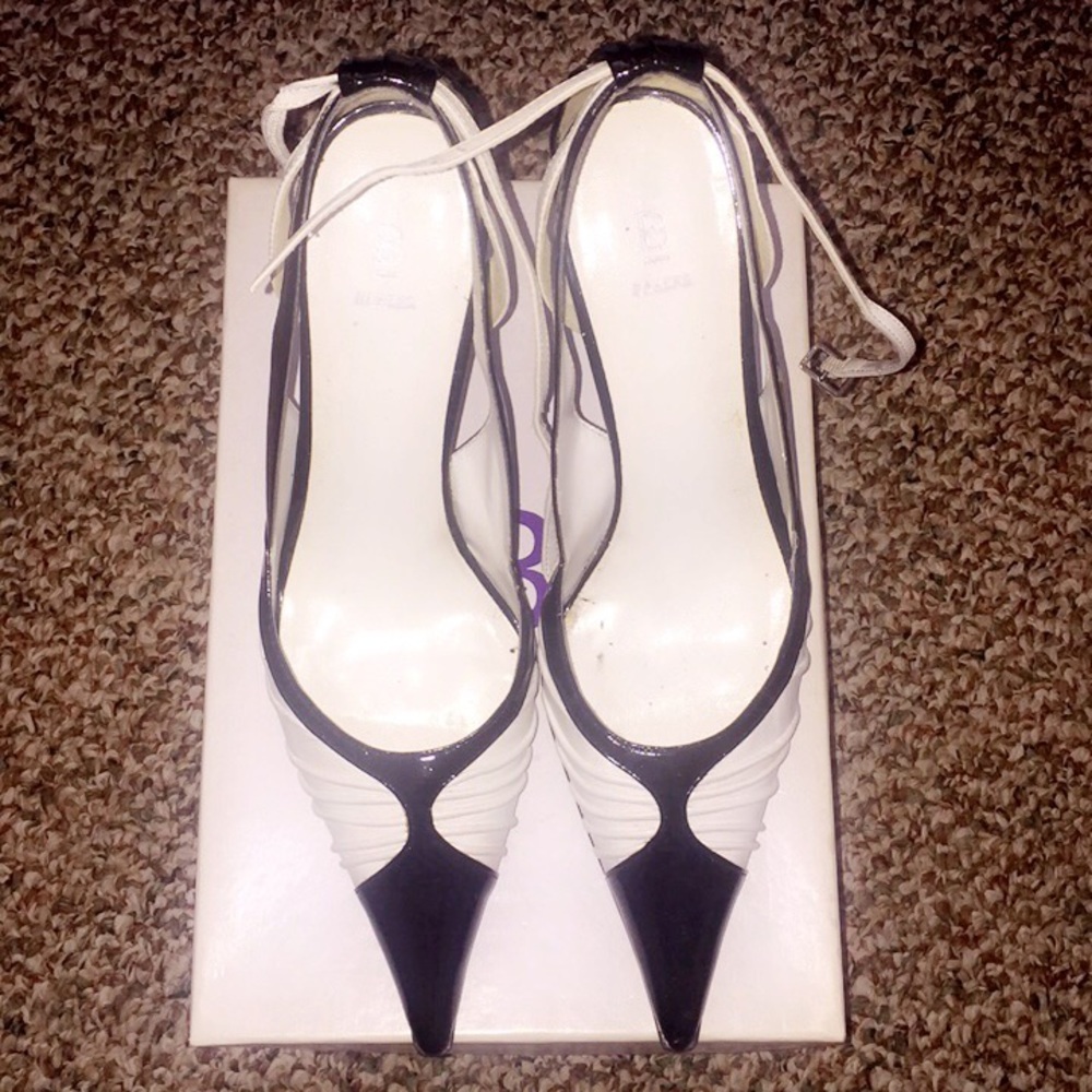 Black/White strappy pumps.